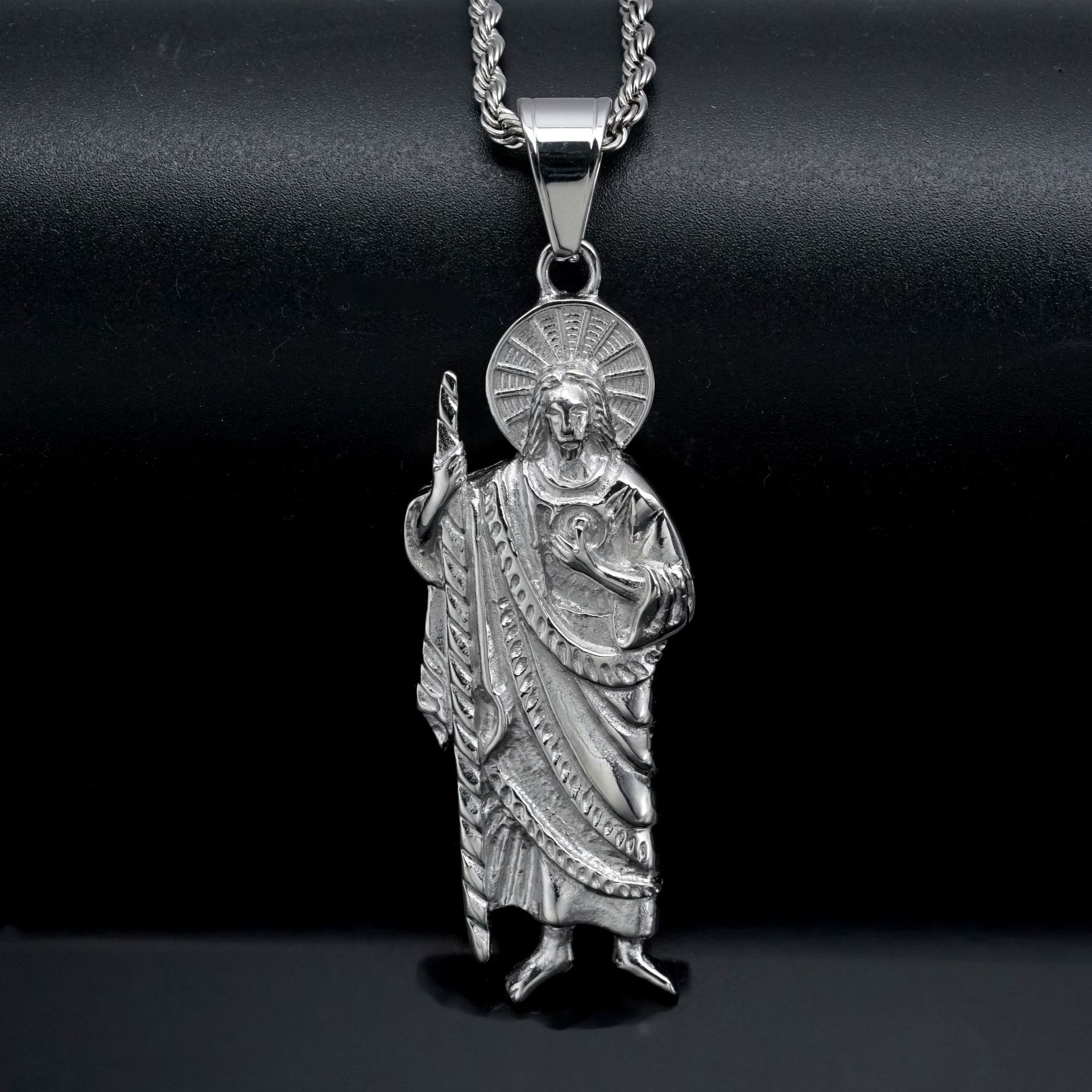 Collar con colgantes de acero  - Jewelry Making Singapore reseña y precio